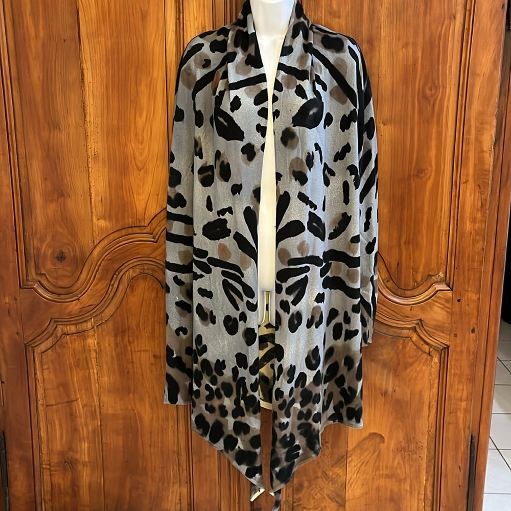 Radzoli cardigan light blue black and tan animal print xl